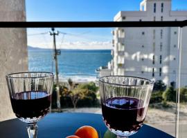 Calypso Sea View Apartament Saranda, ξενοδοχείο στους Αγίους Σαράντα