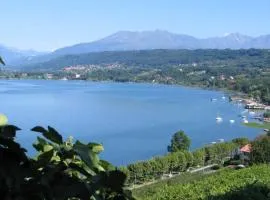 Emma Lake Apartment lago di Viverone