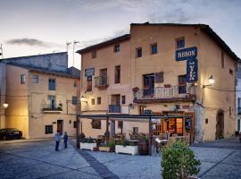 Alojamiento Turístico La Tinaja, hotel v destinaci Requena