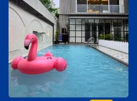 EKOSTAY - Casa Enzo, hotell i Lonavala