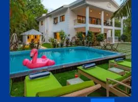 Ekostay Luxe - CASA SIA - Ideal for Weddings - Poker Table