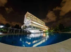 Hotel El Aurassi