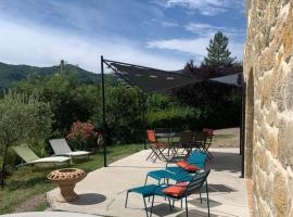 Gîte Puy de la Blache，位于普拉德的酒店