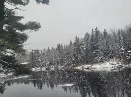 Le Jasmin chalet complet Rivière Kayak Nature