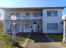 Ferienwohnung am See, hotel na praia em Ahrdt