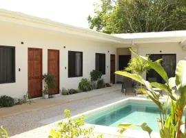 Hotel Huacas