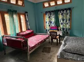 Paris Homestay