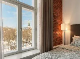 Modern Studio Next to Old Town