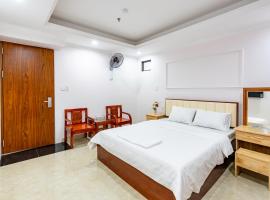 Nh&agrave; Nghỉ Light Hotel, love hotel en Han&oacute;i