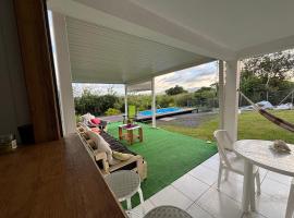 Villa KLYTANLY, hotel v destinaci Le Robert