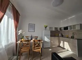 Apartment Barje II, bright&sunny, private parking