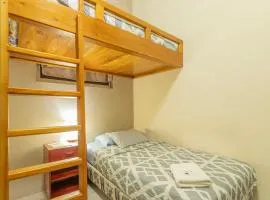 Casa #344 - Habitación 2 - Twin & Bunk Bed - NO AC