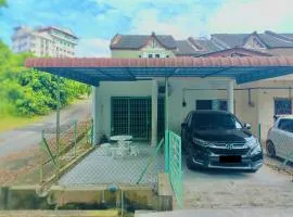 Homestay Hill View Lumut