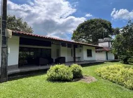 Finca Guadualito cerca al parque del café