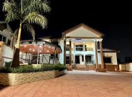 Whispering Hearts Guest House