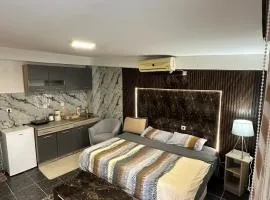 Apartment on the day Bar
