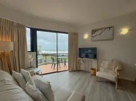 Ocean Views - Top floor
