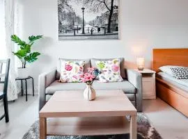 Cozy & Comfy Studio, 14 Mins from Airport, 18 Mins to City Center