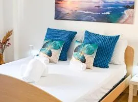 Casa Azul - Social Apartment - parcheggio, clima, 200mt dal mare