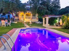 Casa Rural Villa Luna, hotel v destinaci Barbate