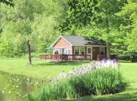 The Pond Cottage at Rustic River