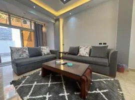 2BR Townhouse 2 Bath TV Backyard - 129