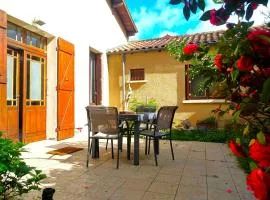 Charmante maison tout confort - Eurythmie - 6 couchages - Jardin terrasse privés - Parking gratuit - 5 min à pied centre ville