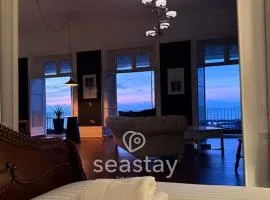 Seas The View Seaview, Balcony & Pool Table