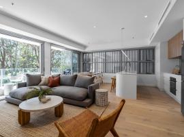 Family-Friendly 3BR - Steps from the Beach, hotel pro pobyt s domácími mazlíčky v destinaci Huskisson