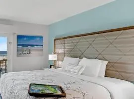 New 2025-Ocean Sands Beach Boutique Inn -Sauna and Saltwater-Mineral Pool until 4AM-Free Beach Bikes and Golf Carts for Famous Beach-50 Item Breakfast Buffet -PM Cookies and Popcorn -Ultra Sparkling Certified-Free Laundry -4 Grand Black Beds in all rooms、キル・デビル・ヒルズのイン