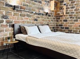 Modern apartments with a coffee machine in the city center, a view of the city, zelfstandige accommodatie in Rivne