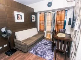 Sleek Sophistication 2 Bedroom Urban Oasis Makati 300 Mbps Superfast