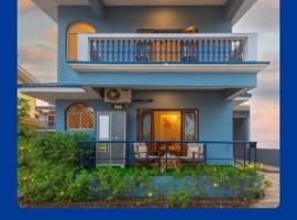 EKOSTAY - Utopian Villa with Jacuzzi, hotel v destin&aacute;cii Candolim