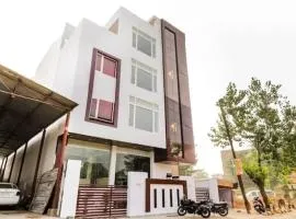 Hotel Gayatri Palace