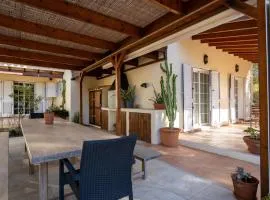 Casa Es Pou en Playa Mitjorn - Emar Hotels