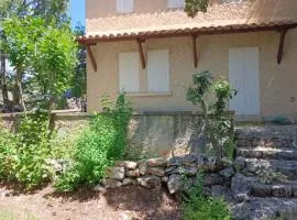 maison de 4000m2