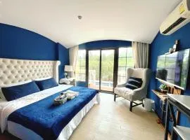 Venetian Signature Condo Pattaya