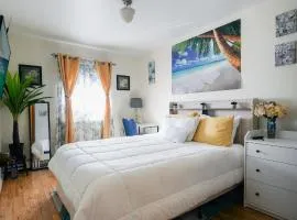 Chekells Cozy stay close to everything Free WIFI