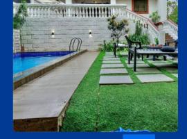 EKO STAY- Villa BLANCO, hotel in Lonavala
