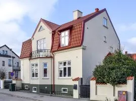 3 Bedroom Lovely Home In Ystad