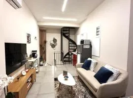 City Center Acropolis area Maisonette Modern House