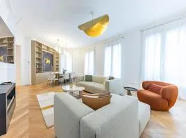 Luxury Rivoli 4 Bed 3,5 Bath by Hotel de Ville BHV