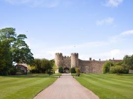 Amberley Castle- A Relais & Chateaux Hotel, hotel in Amberley