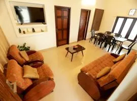 Joe's Riverfront Villa