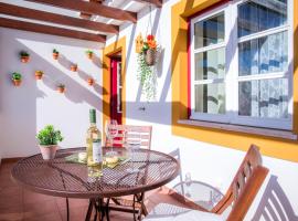 Casinha D'Avó Guesthouse, hotel in Lagos