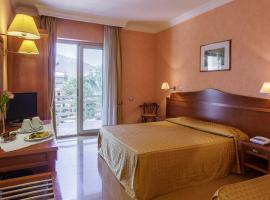 Hotel Conchiglia d'Oro, hotel Mondellóban
