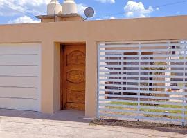 Casa Daia con cochera y piscina, hotel que acepta mascotas en Resistencia