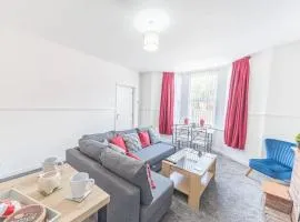 Cozy & Modern 2-Bedroom Accommodation in Barrow-in-Furness