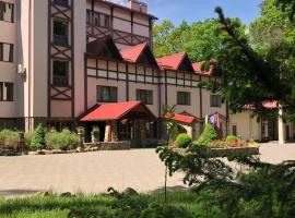 Sherwood Hotel, golfový hotel v destinaci Dovhomostiska