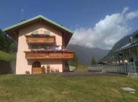 Haus Alice In Pellizzano